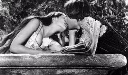 罗密欧与朱丽叶电影在线观看,经典爱情悲剧在线重温